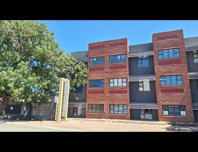 63M² OFFICE SOLD IN SONHEUWEL